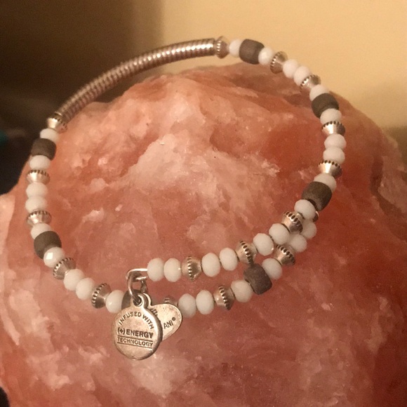 Alex and Ani vintage 66 wrap - Picture 3 of 3